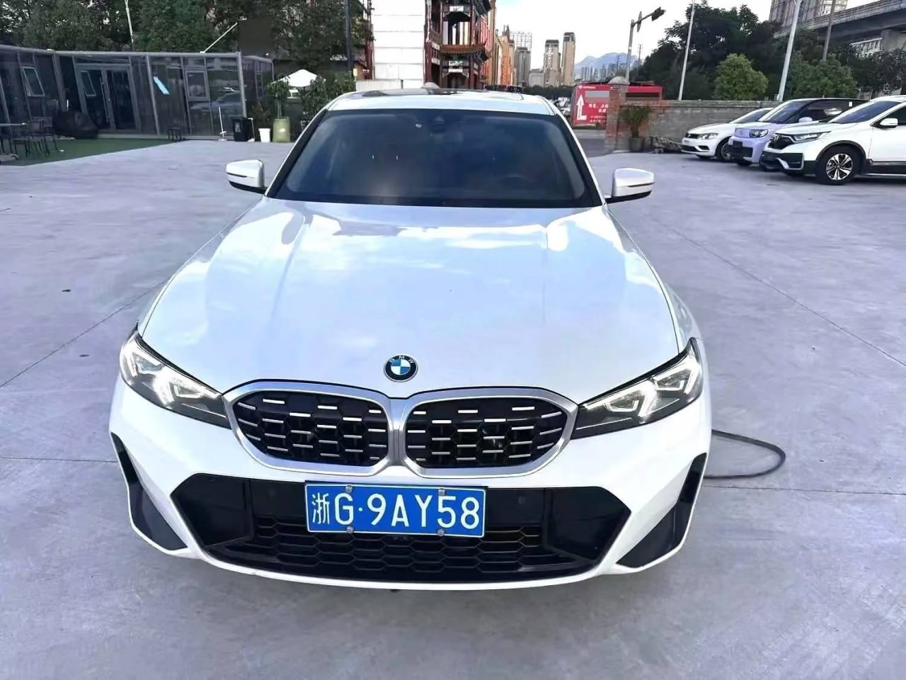 BMW M Sport — Вид спереди