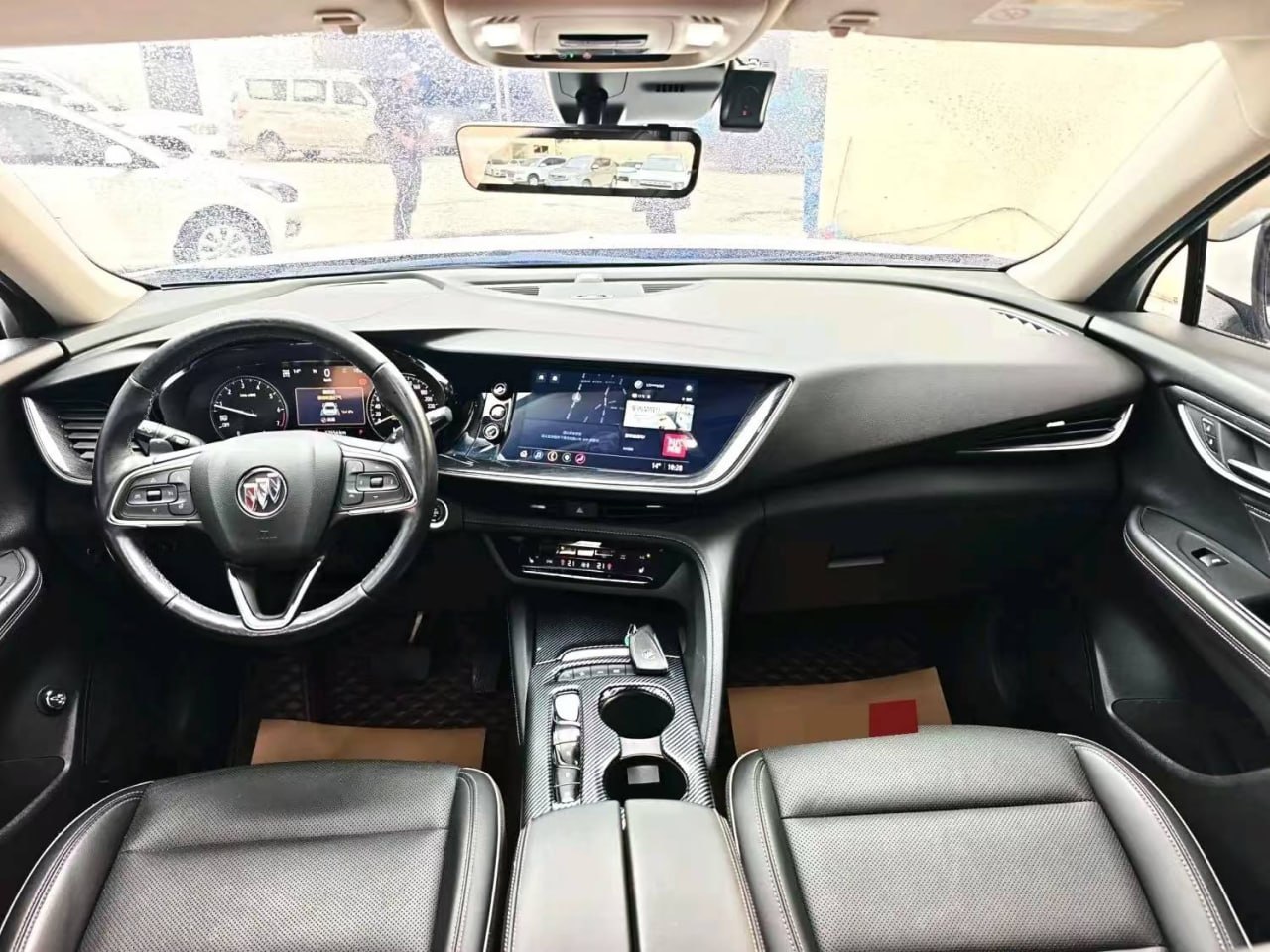 Buick Envision Plus — Панель приборов и центральная консоль