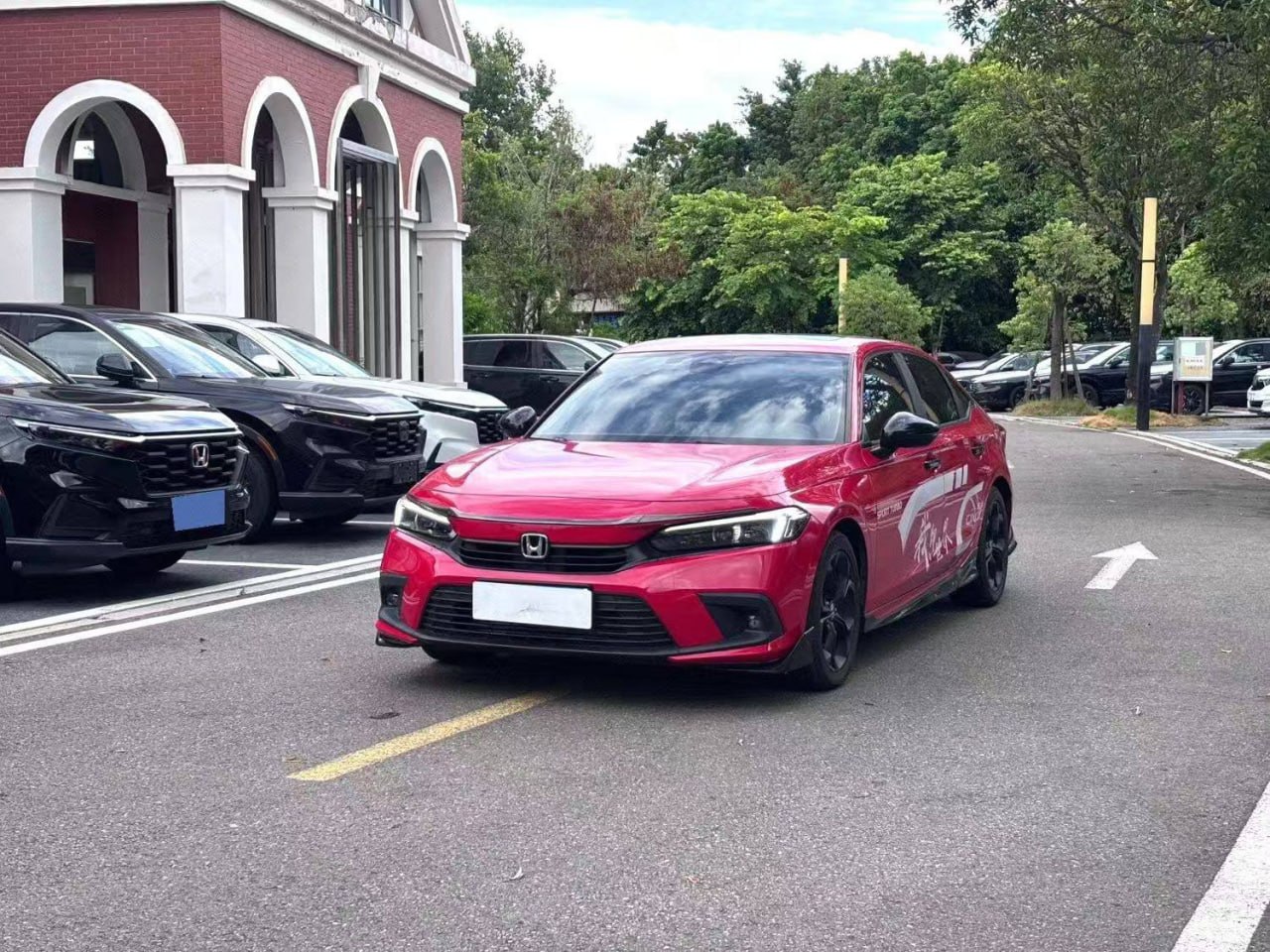 Honda Civic — фото автомобиля