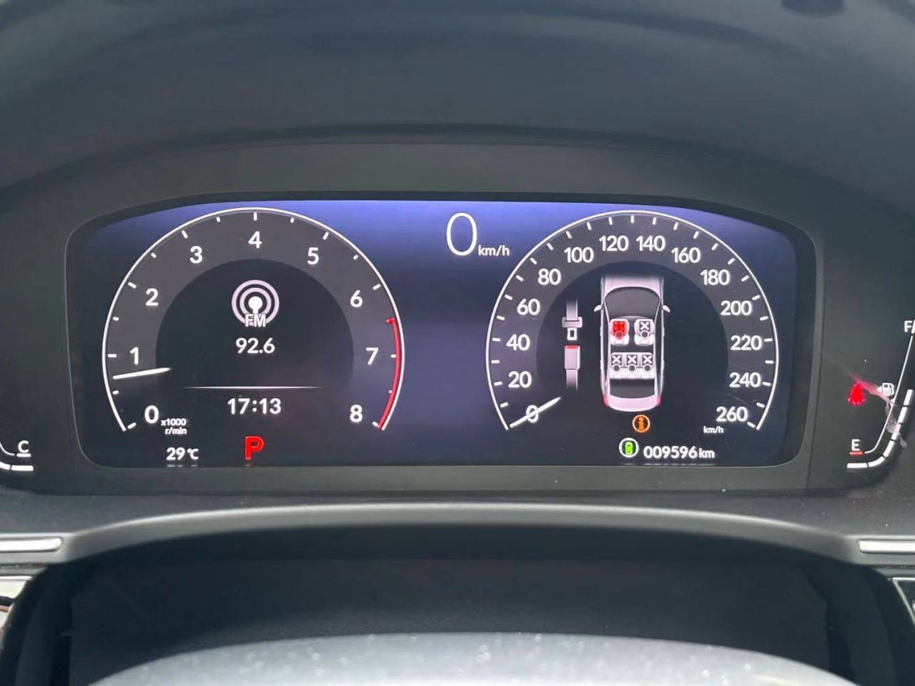 Honda Civic — Одометр — 9 596 км