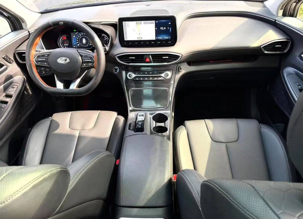 Hyundai Santa Fe — Передняя панель