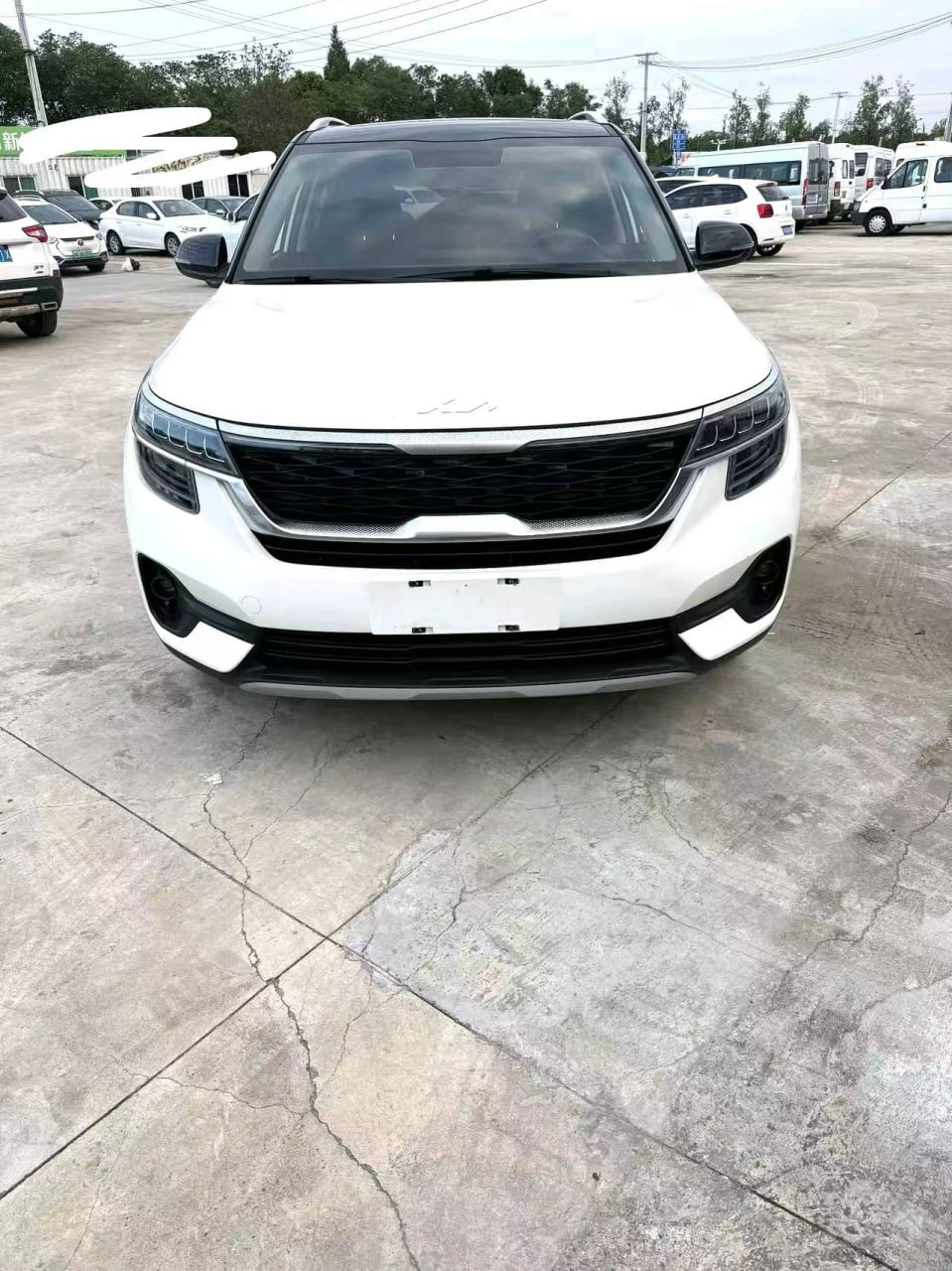 Kia KX3 — Вид спереди