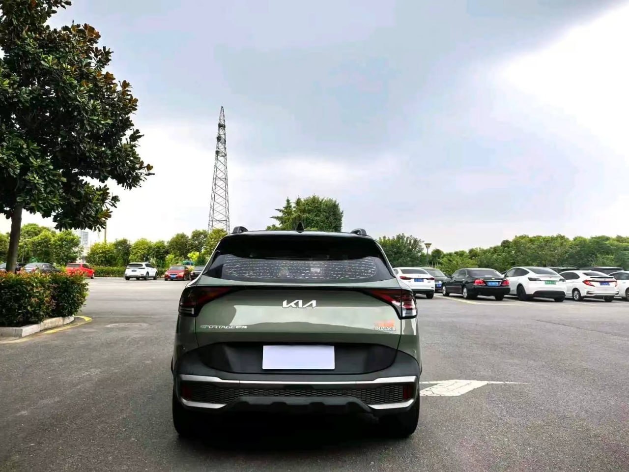 Kia Sportage HEV — Вид сзади